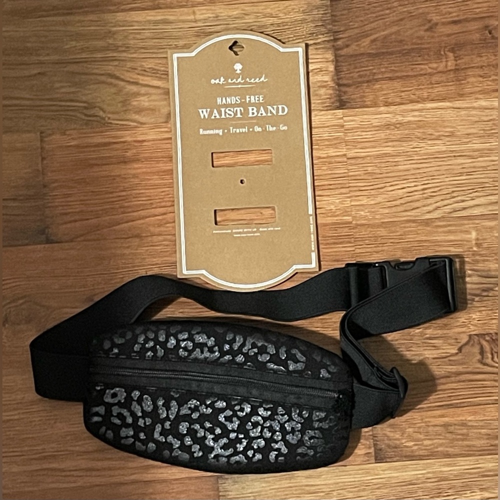 🌸NEW Oak and Reed Black Hands Free Print Waist Band